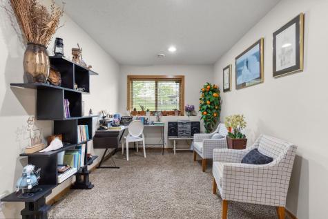 1177 Danube Avenue Shakopee MN 55379