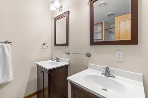1177 Danube Avenue Shakopee MN 55379
