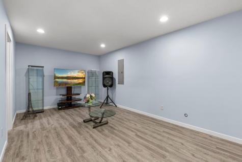 1177 Danube Avenue Shakopee MN 55379