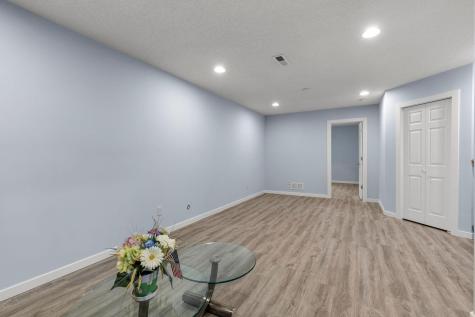 1177 Danube Avenue Shakopee MN 55379