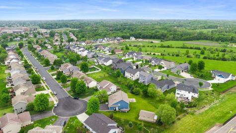 1177 Danube Avenue Shakopee MN 55379