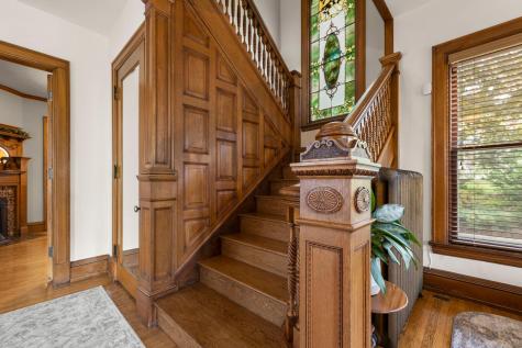 1930 Girard Avenue S Minneapolis MN 55403