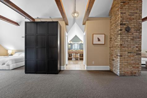 1930 Girard Avenue S Minneapolis MN 55403