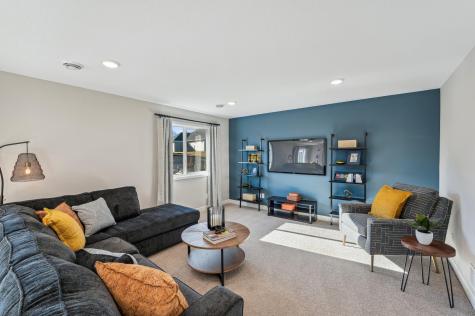 807 Walnut Grove Lane Hanover MN 55341