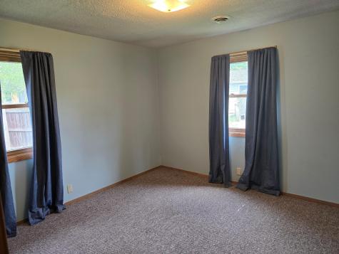 203 Thomas Avenue Worthington MN 56187