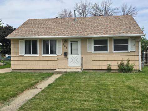 203 Thomas Avenue Worthington MN 56187