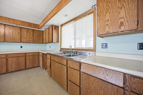 201 E Oak Avenue Frazee MN 56544