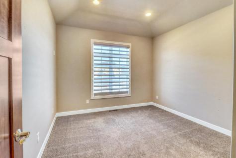 5050 Prosperity Way S Fargo ND 58104