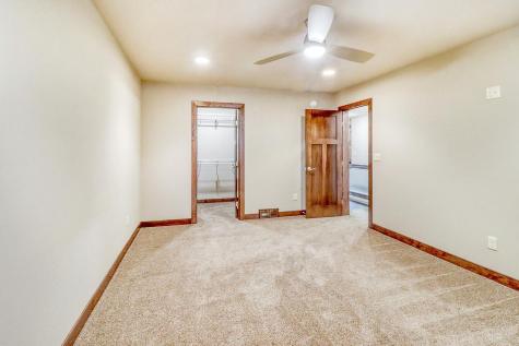 5050 Prosperity Way S Fargo ND 58104