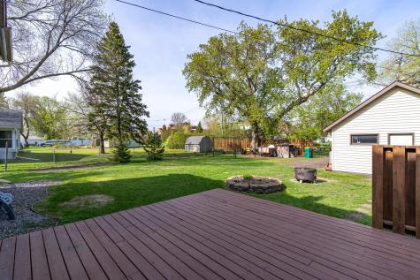 629 Barrette Street Crookston MN 56716