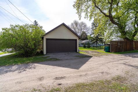 629 Barrette Street Crookston MN 56716