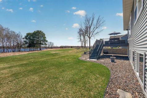 25415 Farmstead Lane Wyoming MN 55092