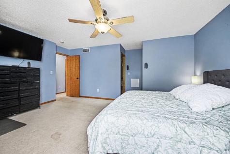 1106 Crystal Place W Chaska MN 55318