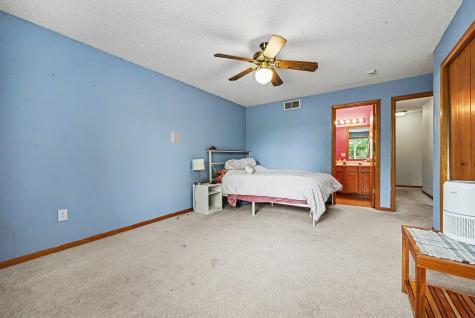 1106 Crystal Place W Chaska MN 55318