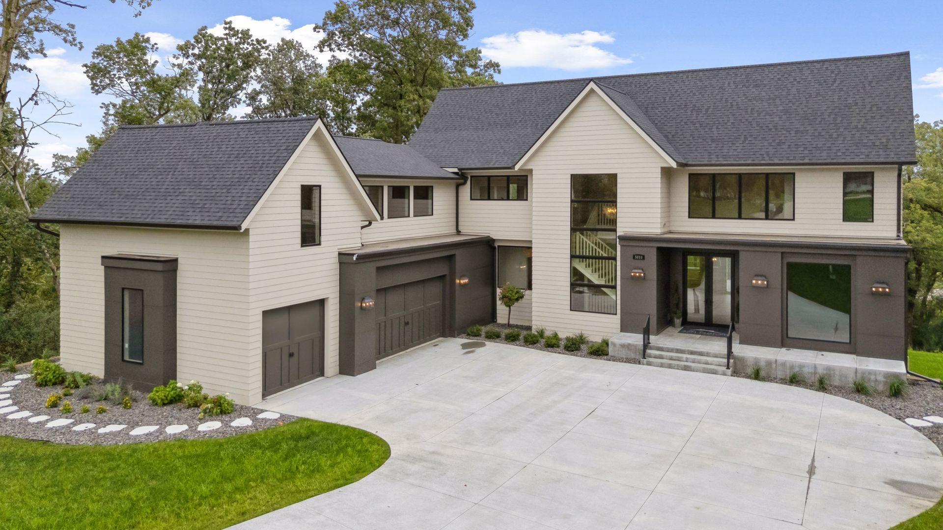 5010 Millie Road SW Rochester MN 55902