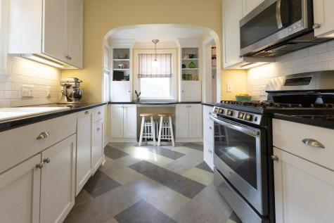 1549 Simpson Street Saint Paul MN 55108