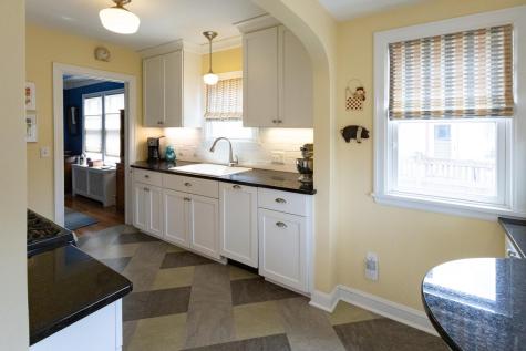 1549 Simpson Street Saint Paul MN 55108