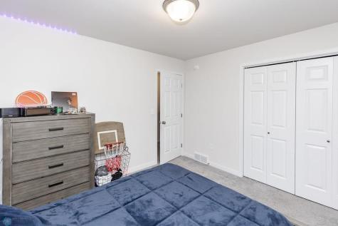 6063 8th Street W West Fargo ND 58078