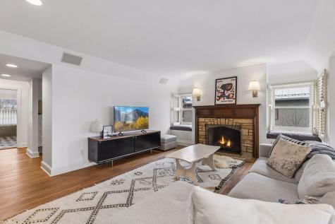 1930 Knox Avenue S Minneapolis MN 55403
