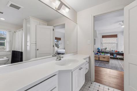 1930 Knox Avenue S Minneapolis MN 55403