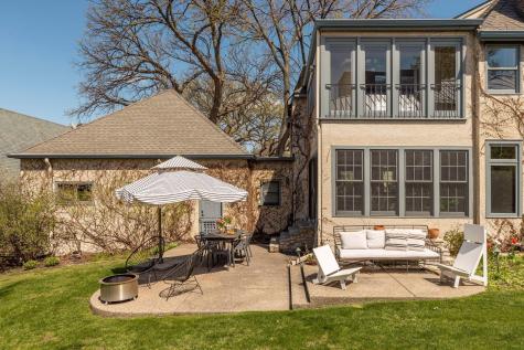 1930 Knox Avenue S Minneapolis MN 55403