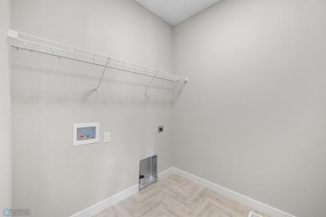 5877 41 Street S Fargo ND 58104