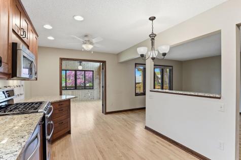 2750 17th Street NW New Brighton MN 55112