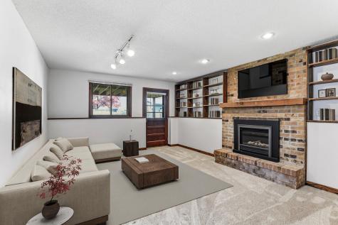 2750 17th Street NW New Brighton MN 55112