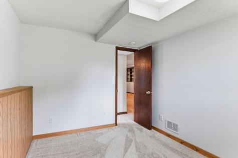 2750 17th Street NW New Brighton MN 55112