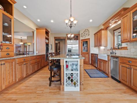 4424 Donway Drive NE Alexandria MN 56308
