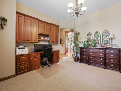 4424 Donway Drive NE Alexandria MN 56308