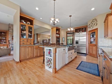 4424 Donway Drive NE Alexandria MN 56308
