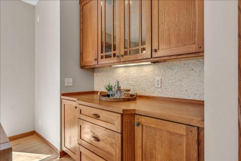 16931 E Lake Drive Lakeville MN 55044