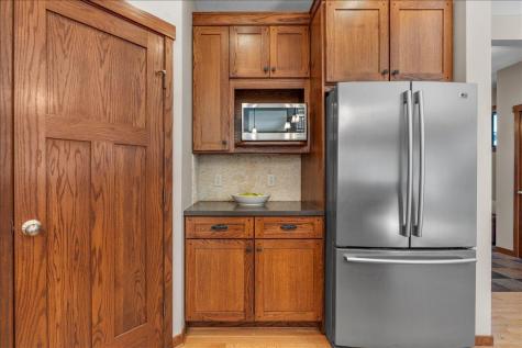 16931 E Lake Drive Lakeville MN 55044