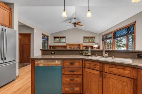 16931 E Lake Drive Lakeville MN 55044