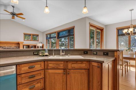 16931 E Lake Drive Lakeville MN 55044