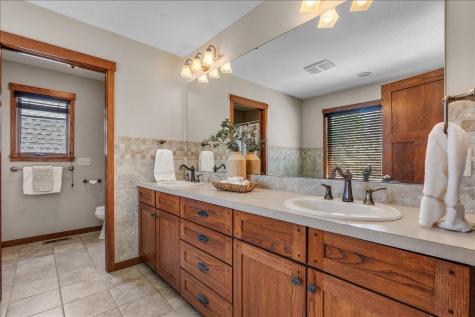 16931 E Lake Drive Lakeville MN 55044