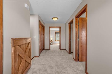 16931 E Lake Drive Lakeville MN 55044