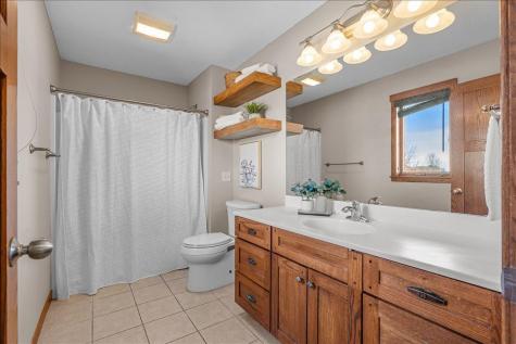 16931 E Lake Drive Lakeville MN 55044