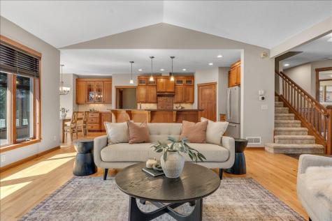 16931 E Lake Drive Lakeville MN 55044