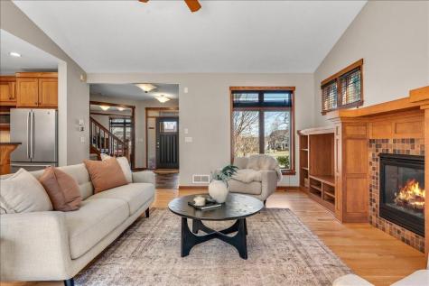 16931 E Lake Drive Lakeville MN 55044
