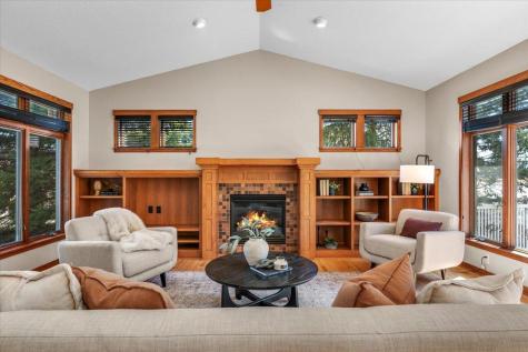 16931 E Lake Drive Lakeville MN 55044