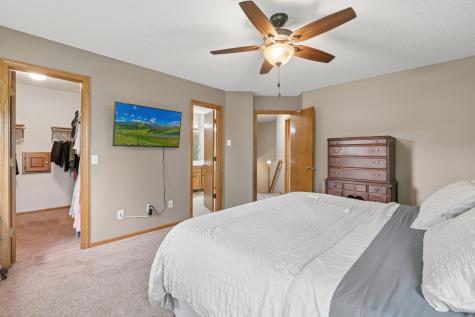 9249 Ashley Terrace Brooklyn Park MN 55443