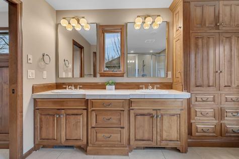 1612 Blackberry Circle Sartell MN 56377