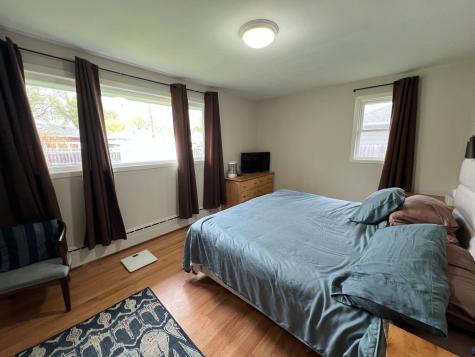 61 15th Avenue N Fargo ND 58102
