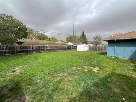 61 15th Avenue N Fargo ND 58102