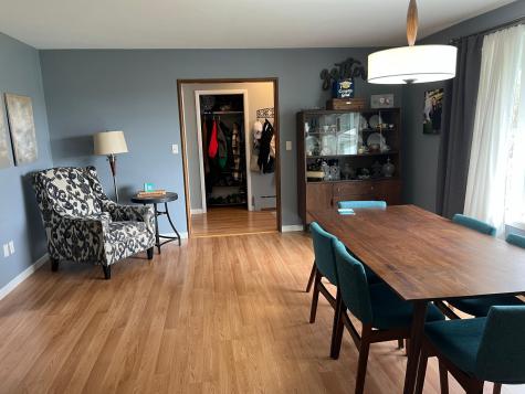61 15th Avenue N Fargo ND 58102