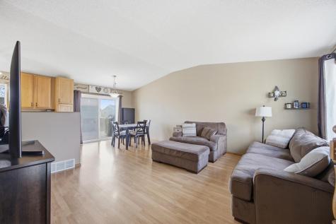 2126 59th Avenue S Fargo ND 58104
