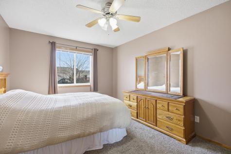 2126 59th Avenue S Fargo ND 58104