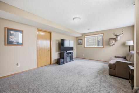 2126 59th Avenue S Fargo ND 58104